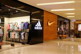 亚瑟士属于什么档次的品牌（亚瑟士和耐克鞋子哪个高档）