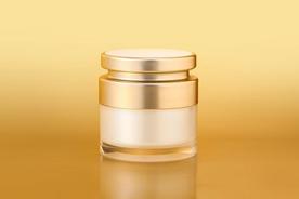 涂完面霜要洗掉吗（面霜涂抹的正确方式和使用时间）