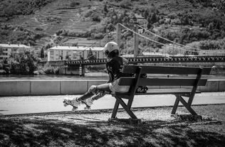 女子野外求生工具大全相关长尾关键词有哪些