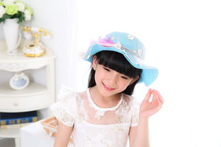 14岁圆脸女孩穿什么衣服好看