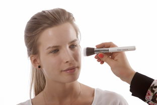 使头发变浓密的方法