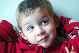 男生怎么瘦脸颊两侧