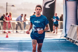 就一块很大的腹肌，怎么能很快的减下去啊